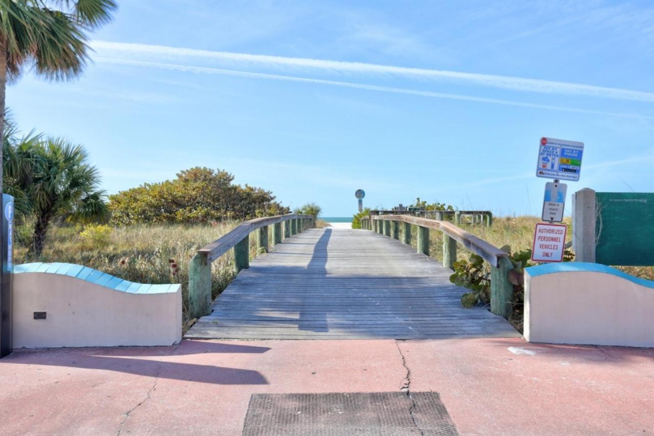 Gulf Winds Resort By Travel Resort Services St. Pete Beach Exterior foto